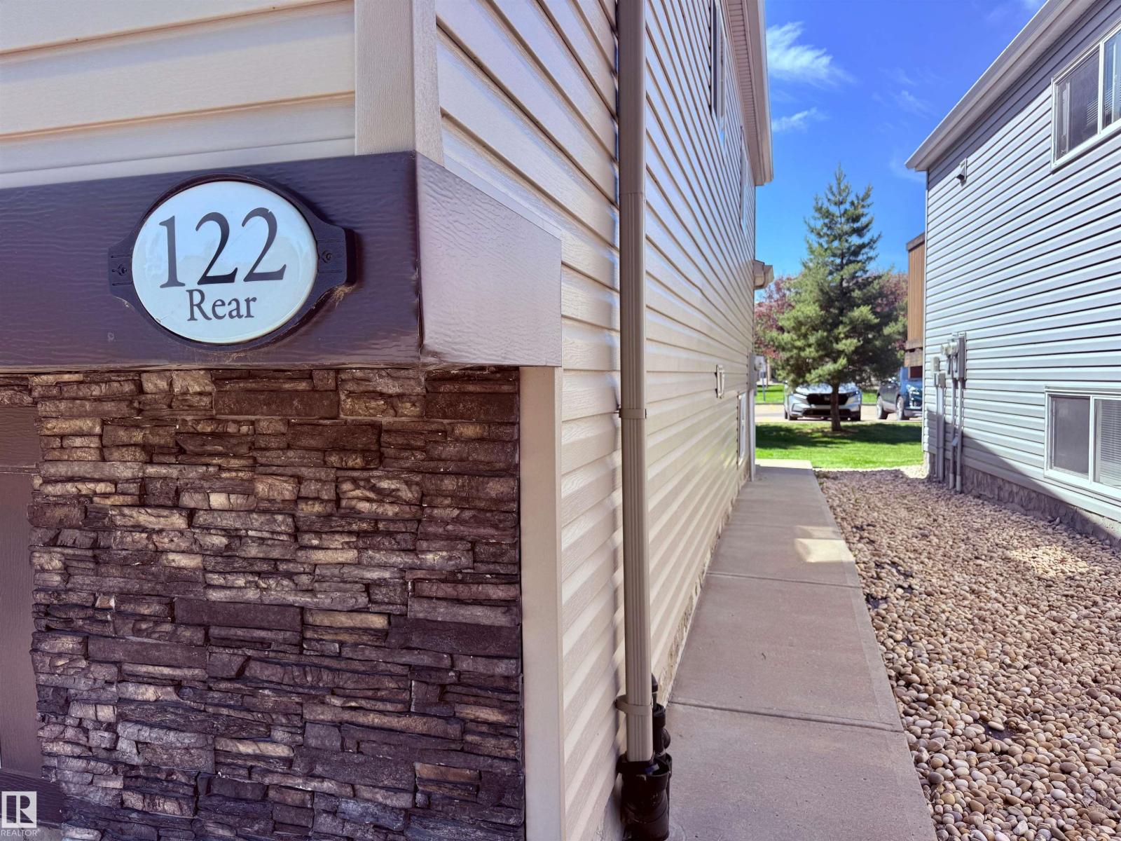 122 142 Selkirk PL - Image 15