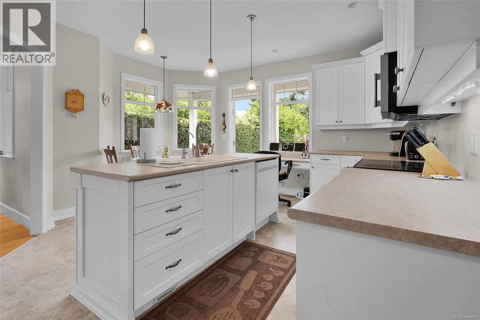 810 Reid Rd - 19
