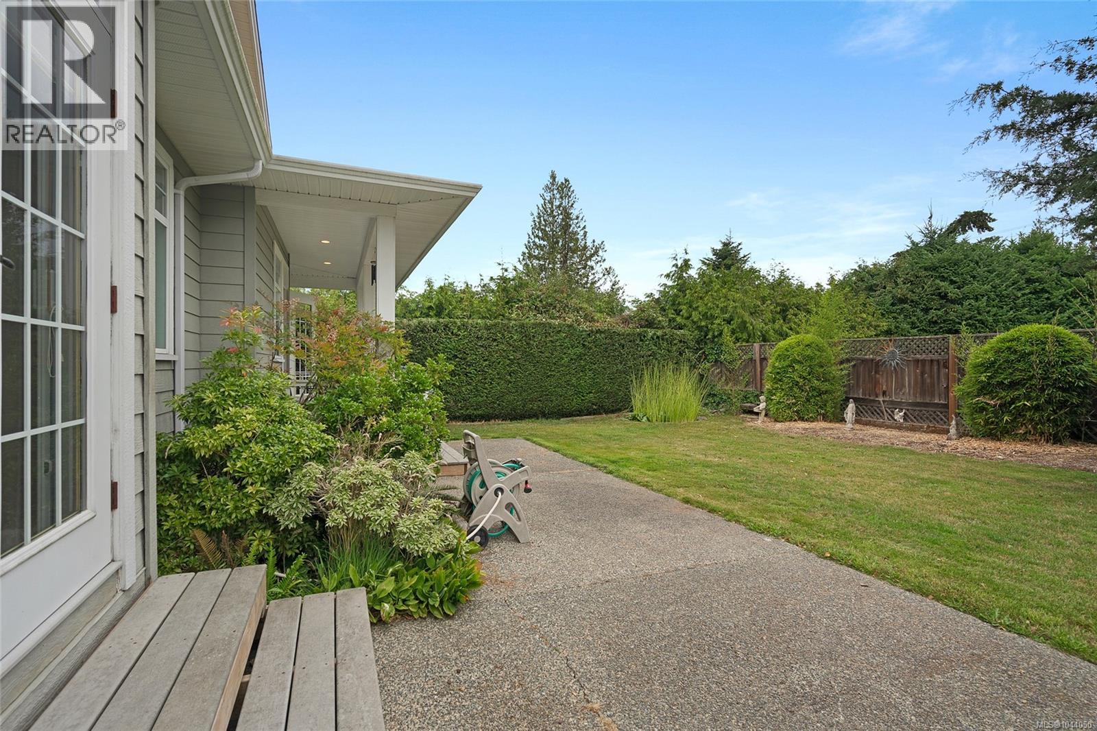 810 Reid Rd - 11