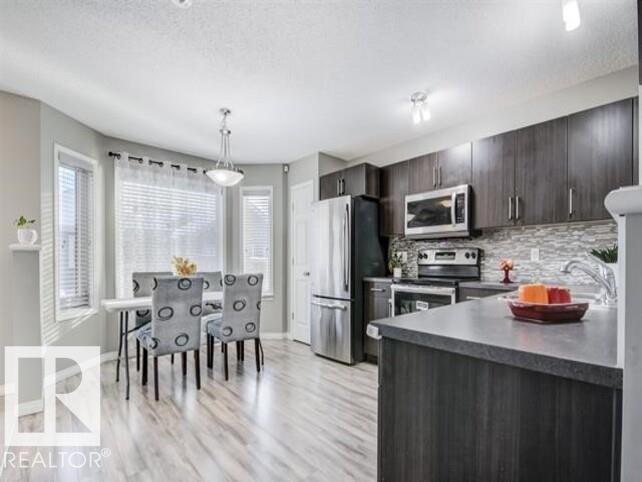 3221 CHERRY Crescent SW - Photo 11
