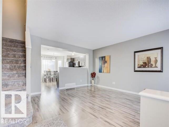 3221 CHERRY Crescent SW - Photo 5