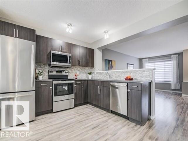 3221 CHERRY Crescent SW - Photo 9