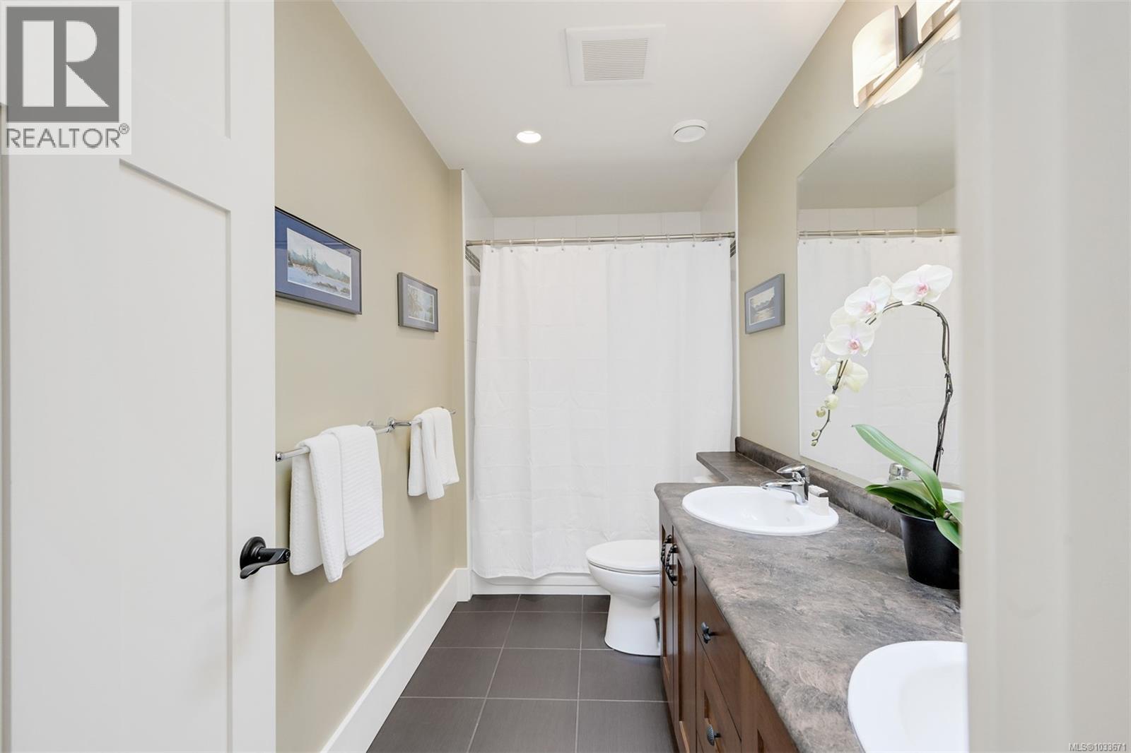 12 Briar Pl - 41