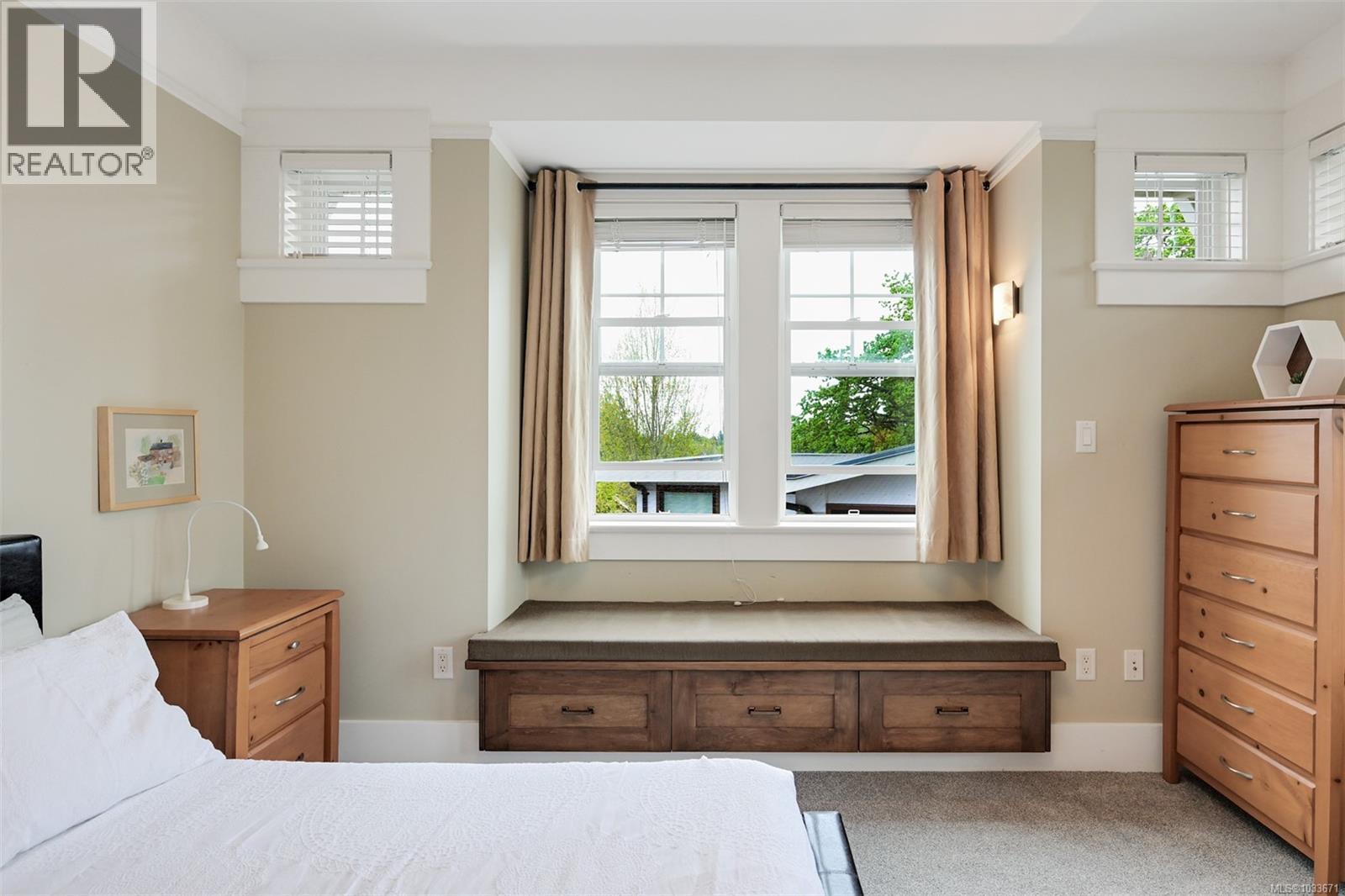12 Briar Pl - Image 35