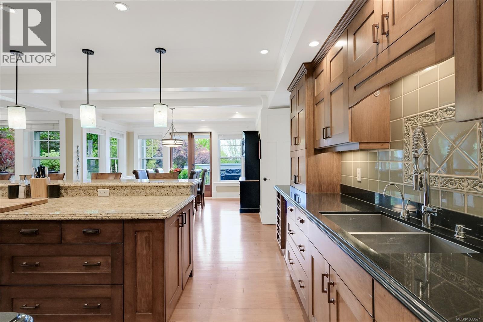 12 Briar Pl - 13