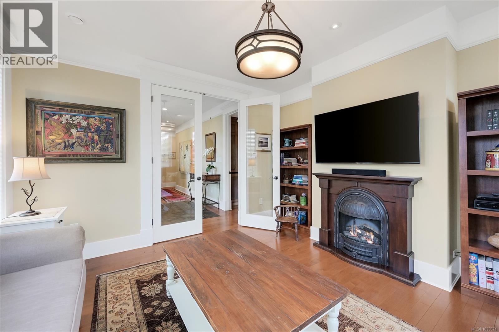 12 Briar Pl - 24