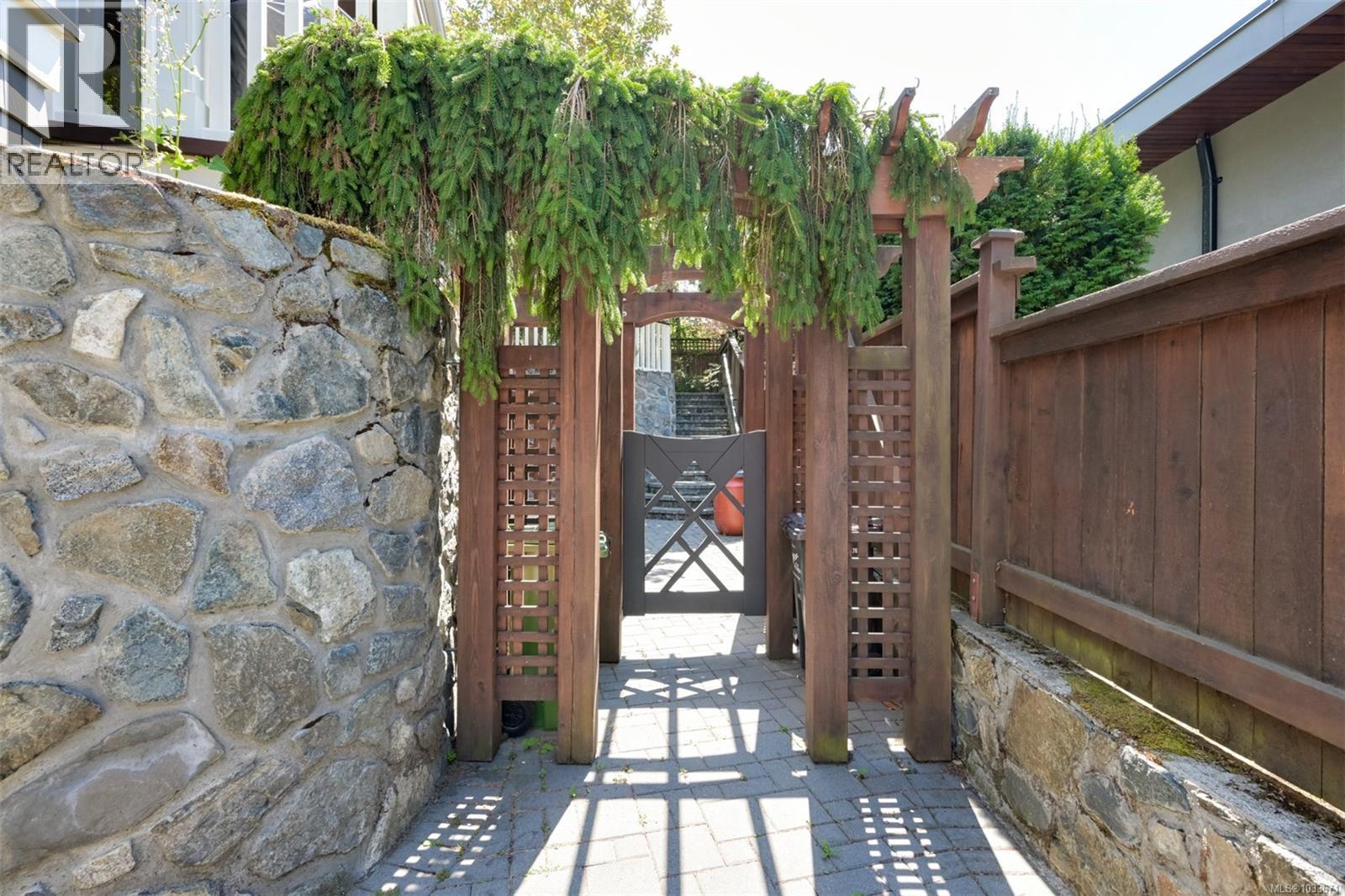 12 Briar Pl - 62