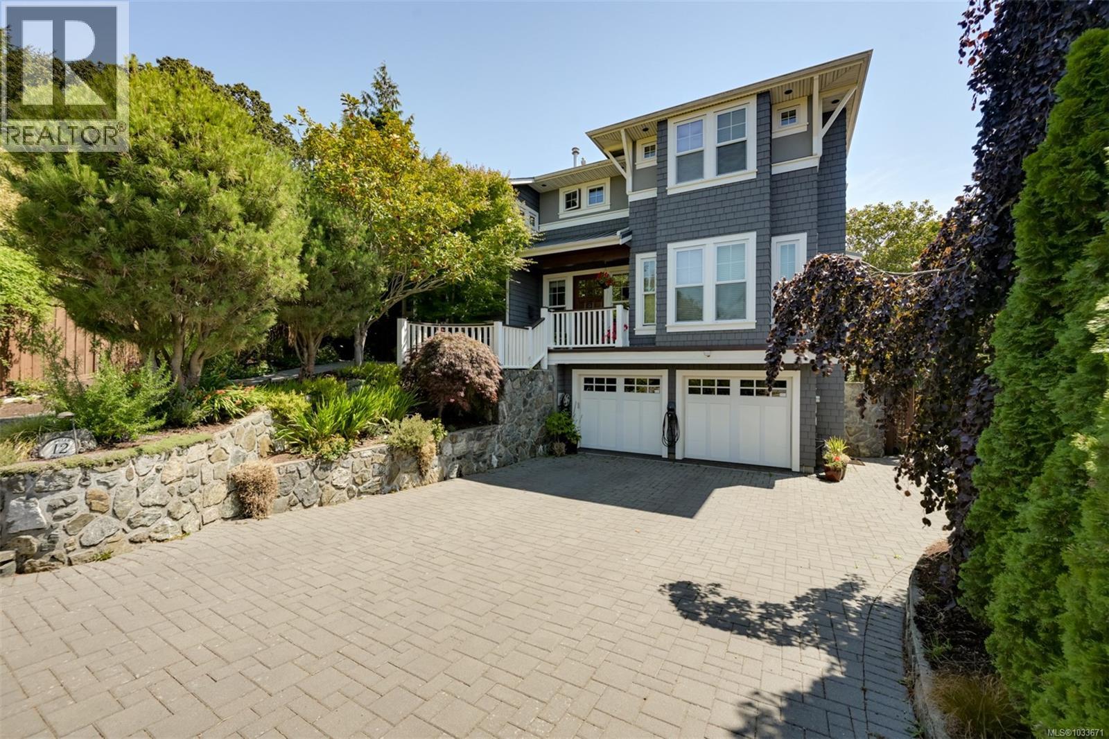 12 Briar Pl - 71
