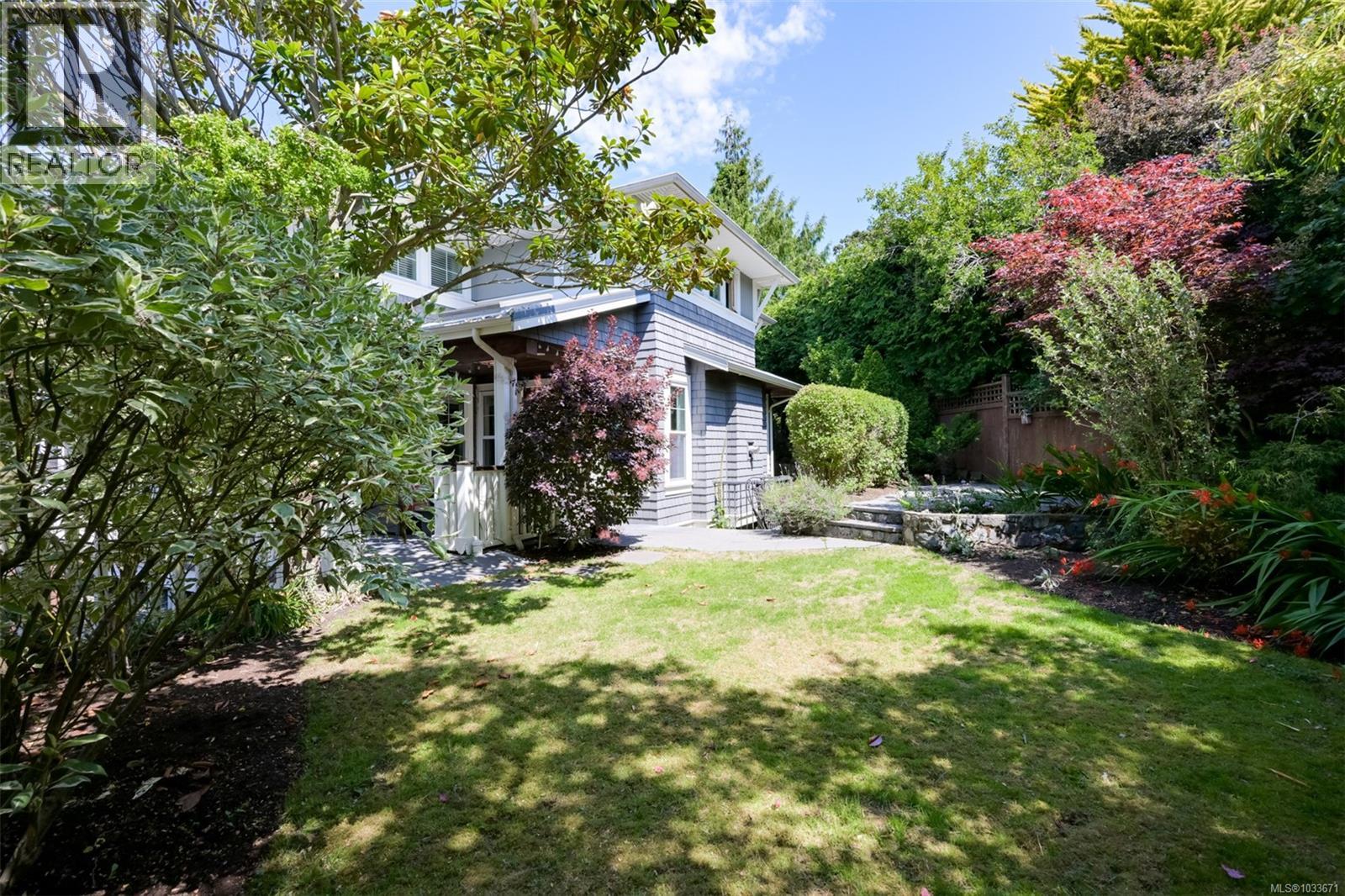 12 Briar Pl - 63