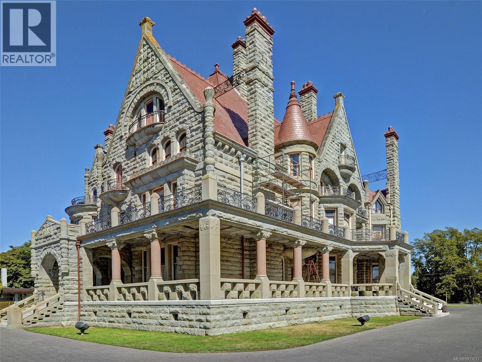 12 Briar Pl - 88
