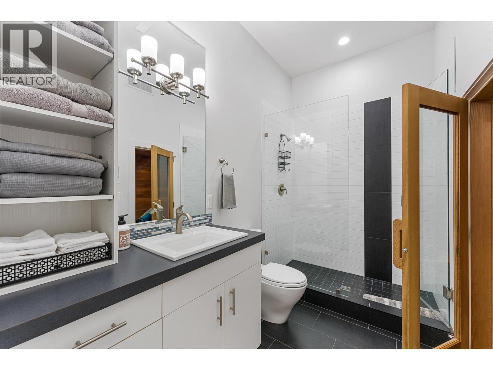 1410 Menu Road, West Kelowna