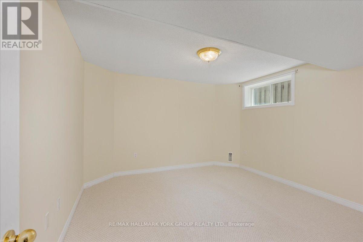 45 HIGHCASTLE AVENUE - 34