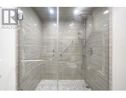 404 - 30 Harding Boulevard W, Richmond Hill, ON L4C9M3 Photo 11