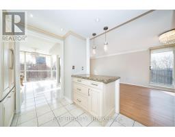404 - 30 Harding Boulevard W, Richmond Hill, ON L4C9M3 Photo 13