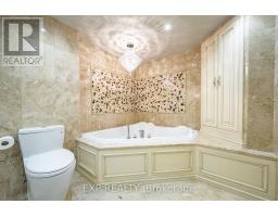 404 - 30 Harding Boulevard W, Richmond Hill, ON L4C9M3 Photo 19