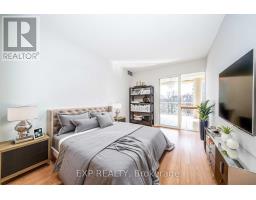 404 - 30 Harding Boulevard W, Richmond Hill, ON L4C9M3 Photo 9