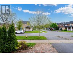 Bsmt - 97 Maple Ridge Crescent, Markham, ON L6E1T9 Photo 6