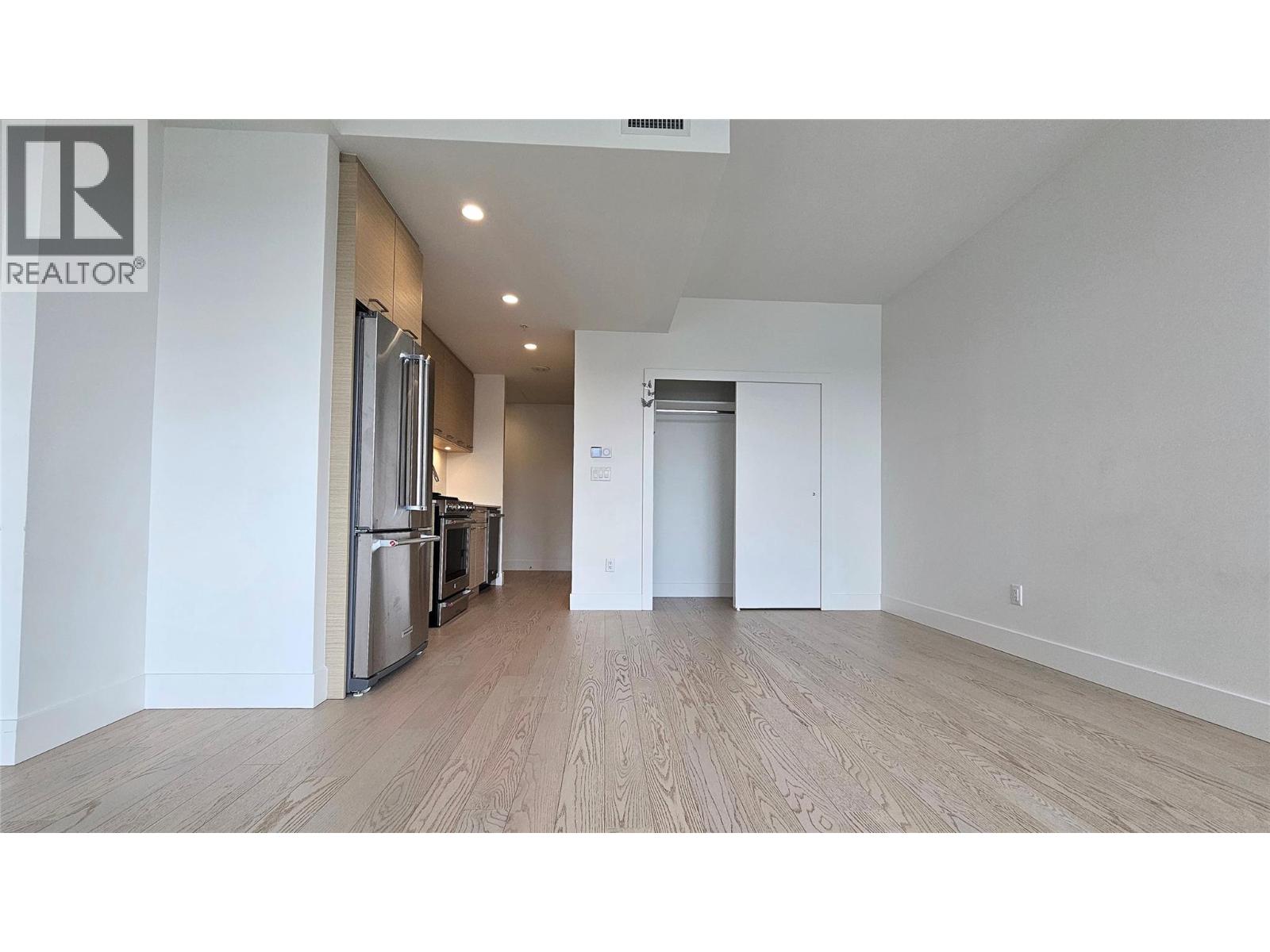 #609 1191 Sunset Drive - 3