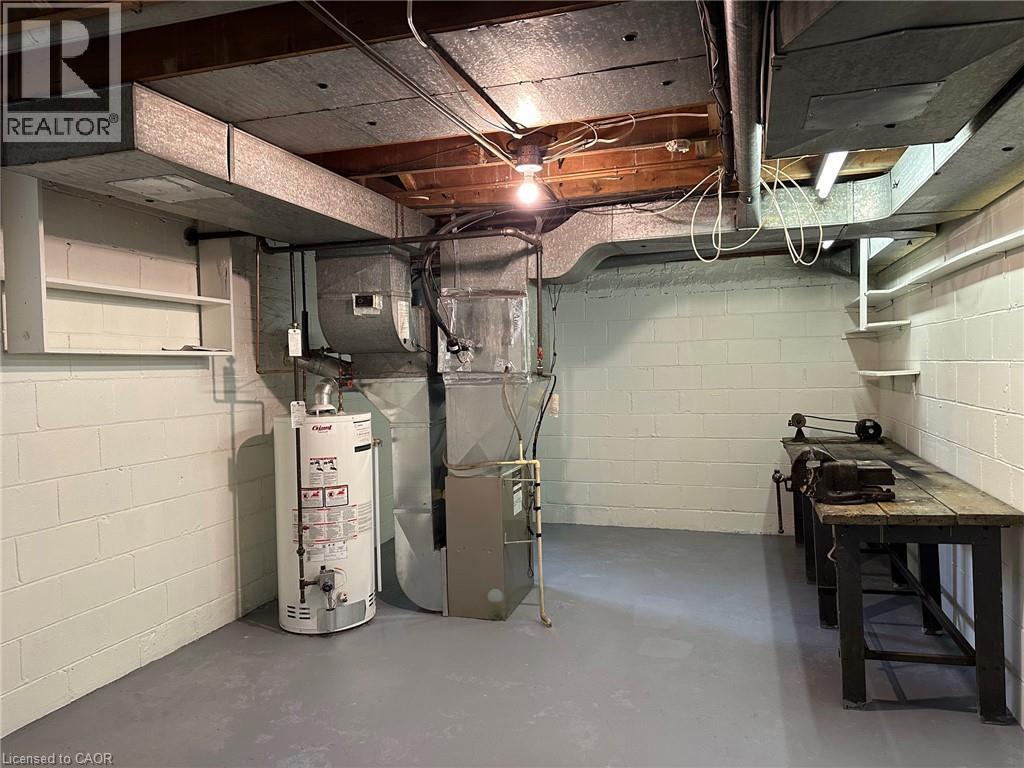 20 LLOYD MANOR Road - 25