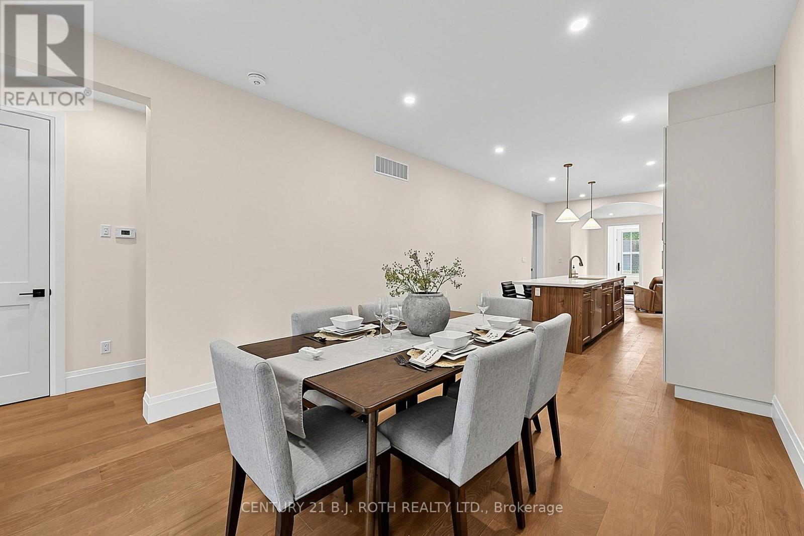 75 VANCOUVER STREET - 12