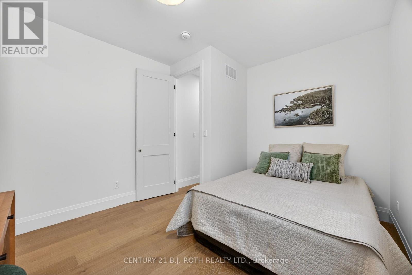 75 VANCOUVER STREET - 21