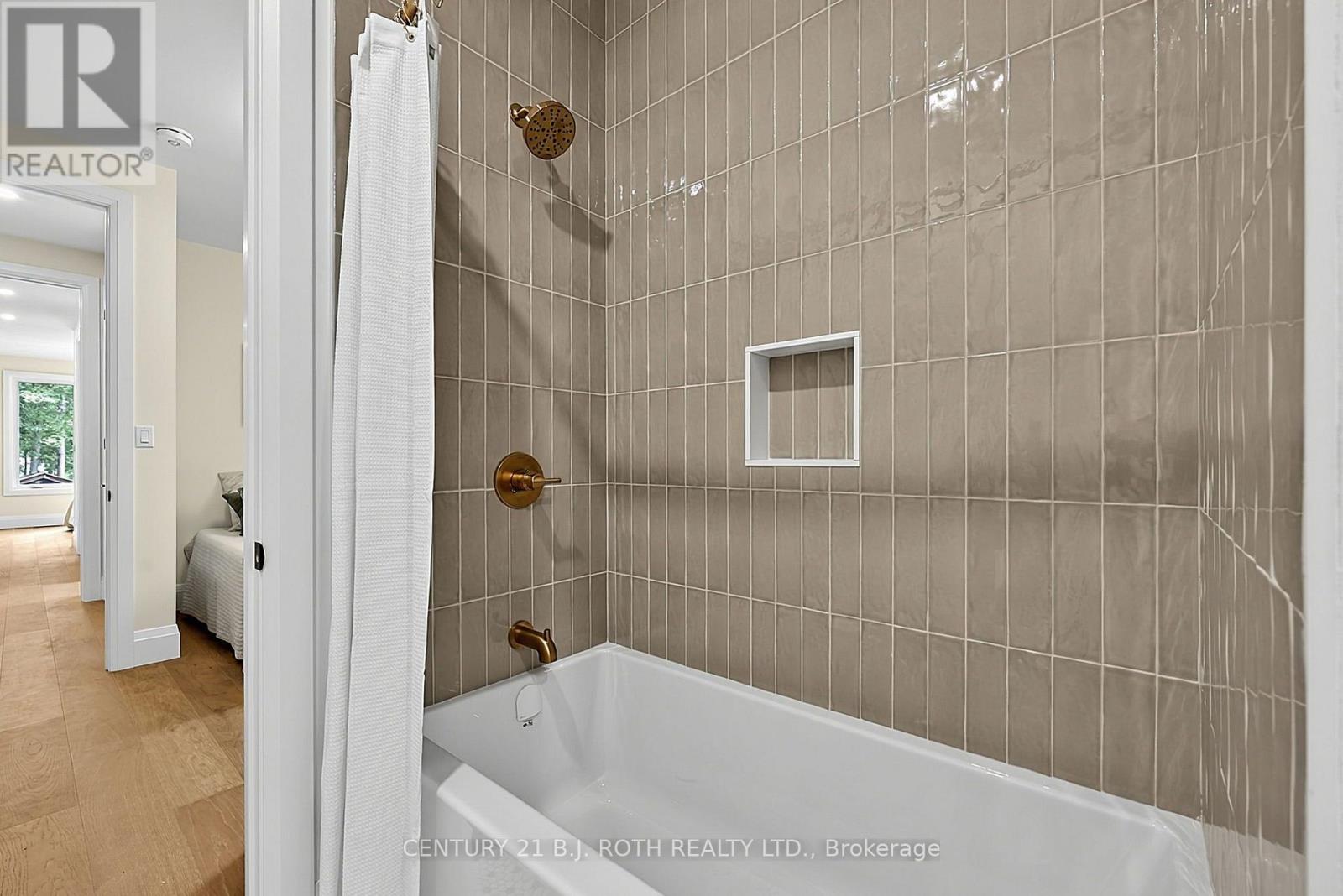 75 VANCOUVER STREET - 22