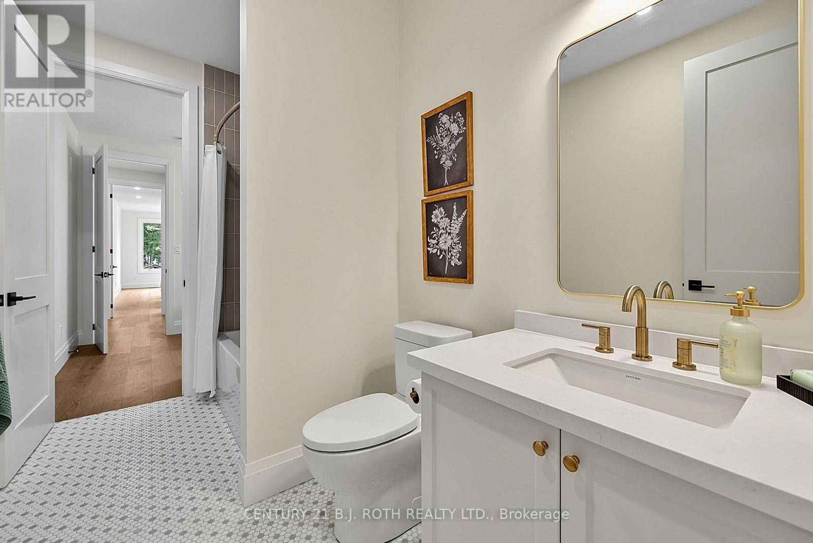 75 VANCOUVER STREET - 23