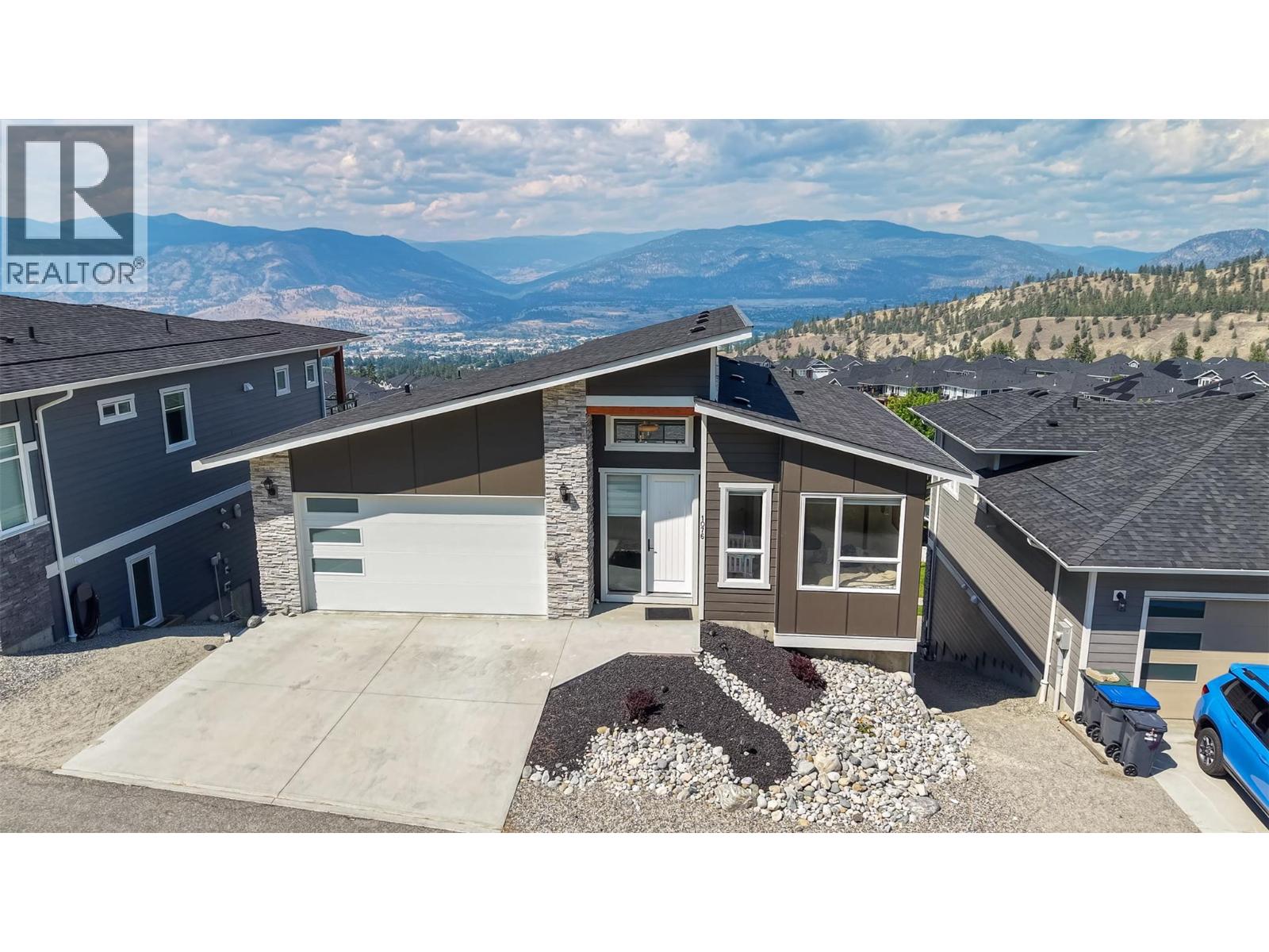1076 SYER Road - 1