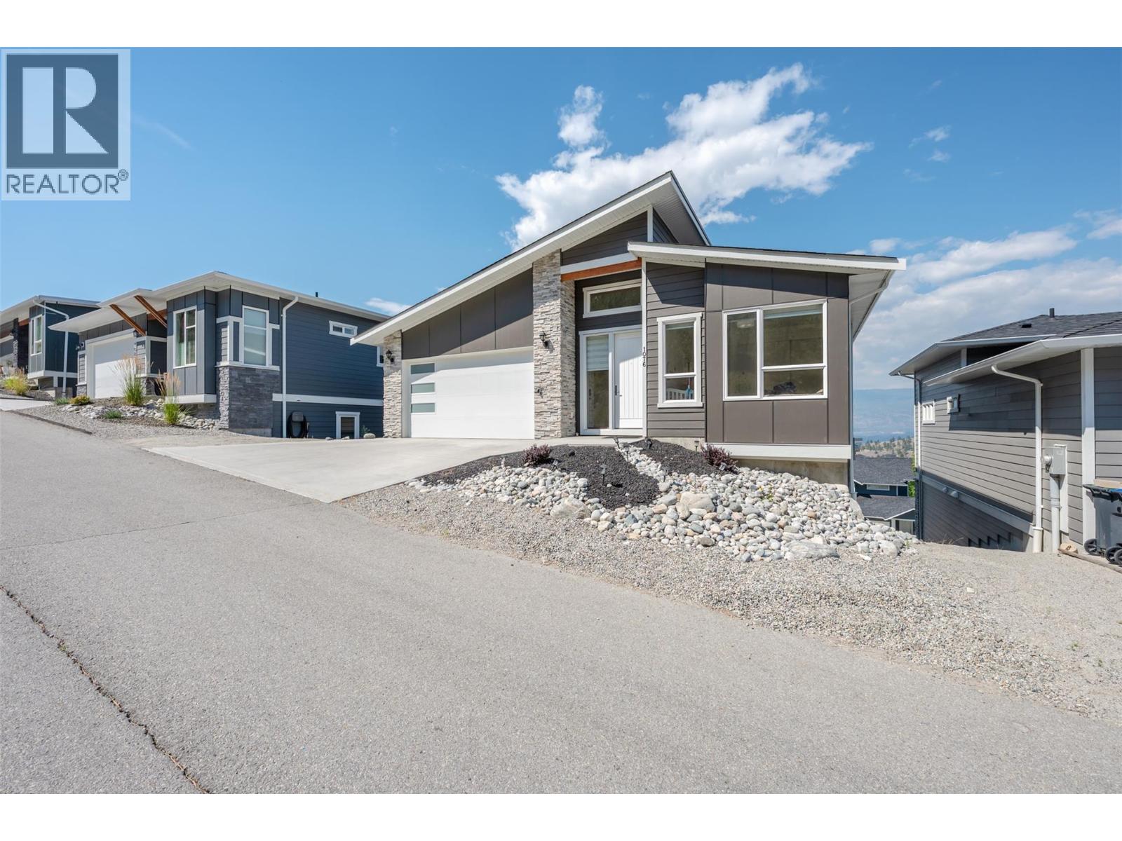 1076 SYER Road - 63