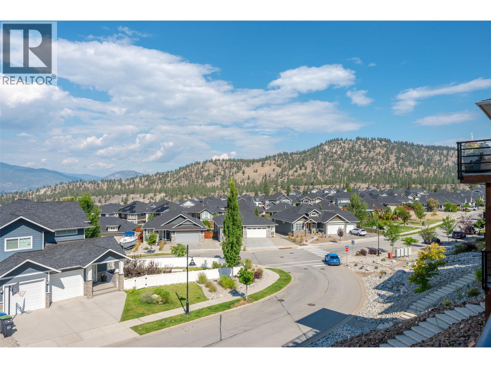 1076 SYER Road, Penticton