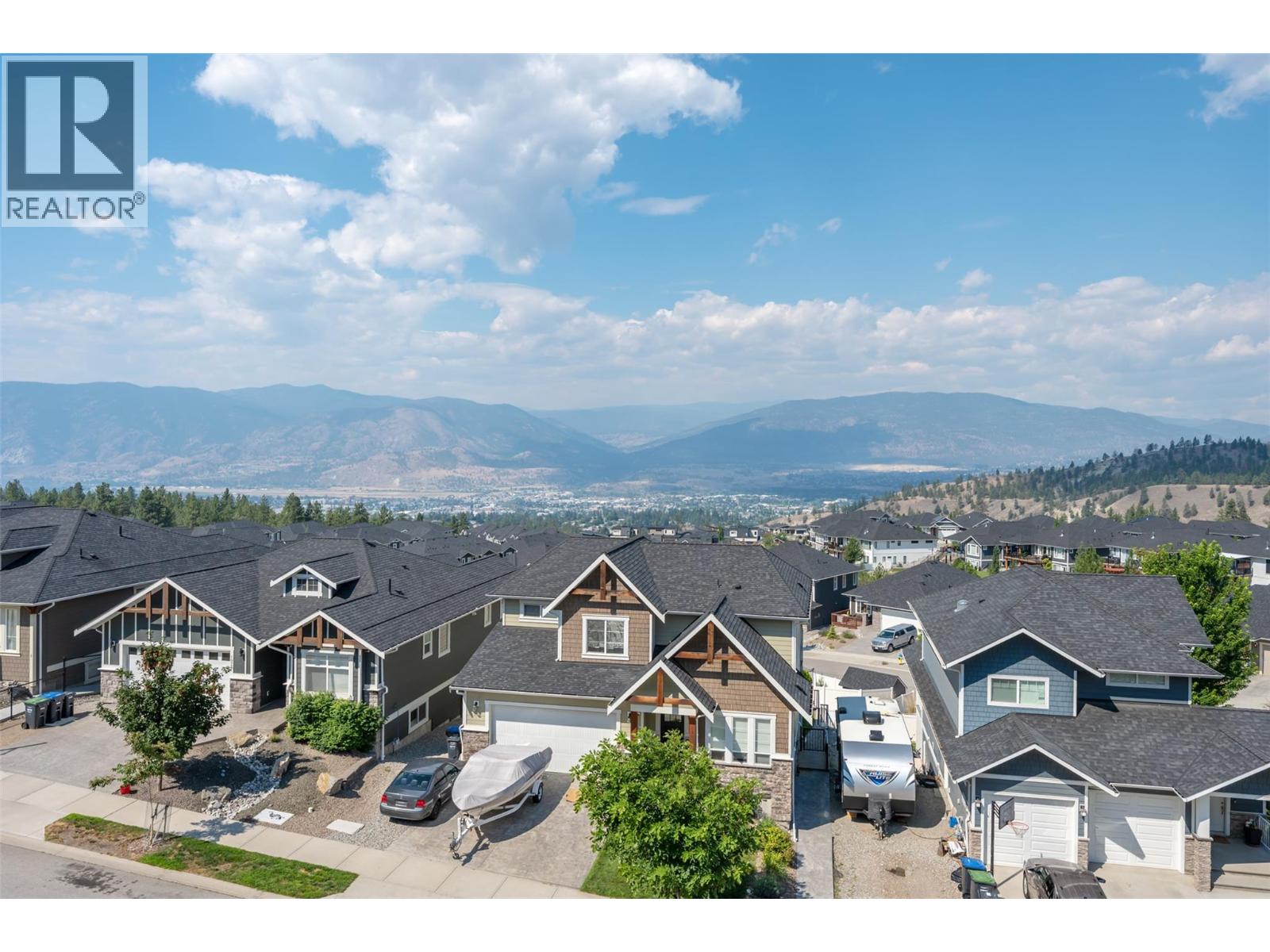 1076 SYER Road, Penticton