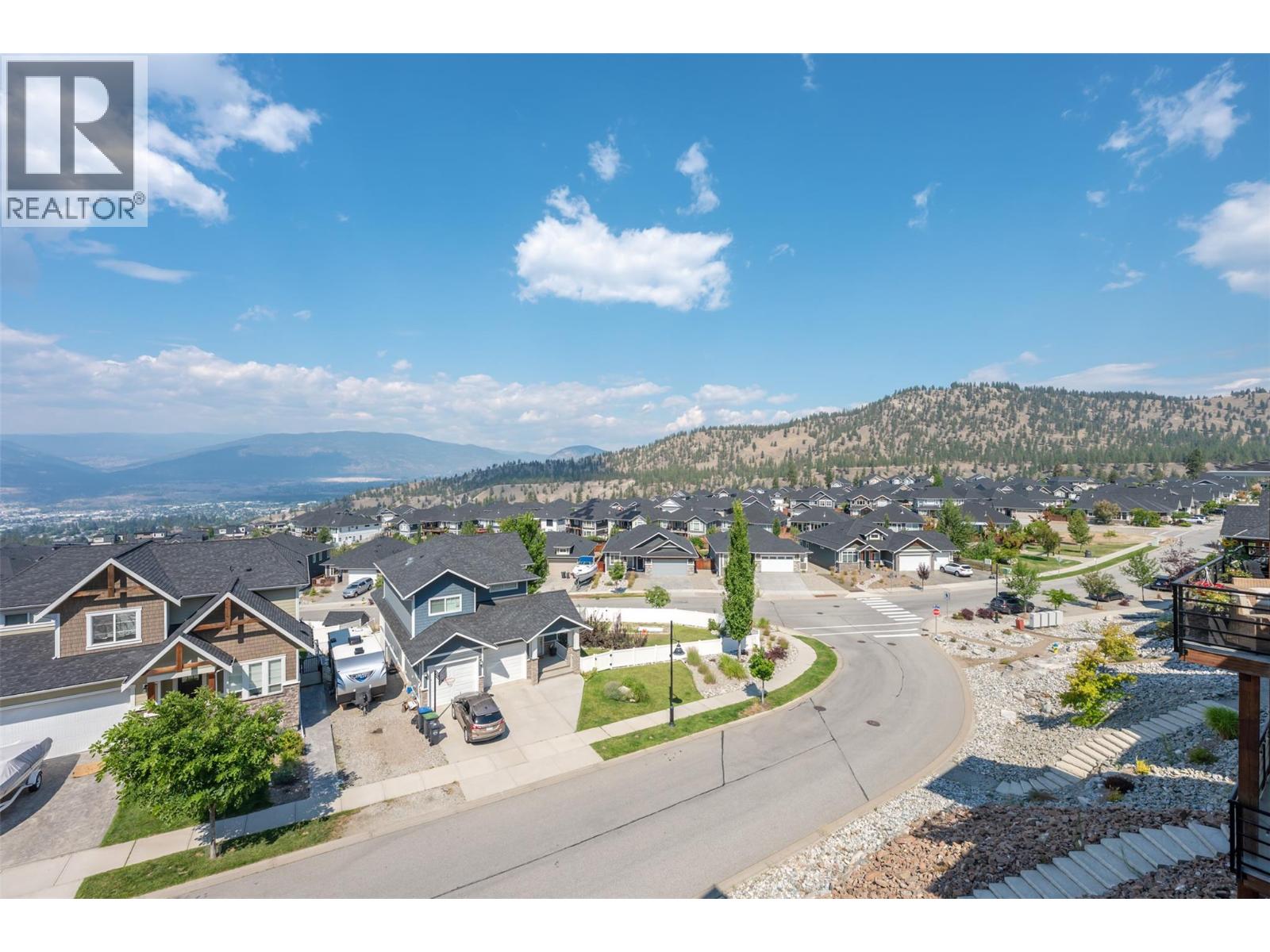 1076 SYER Road, Penticton
