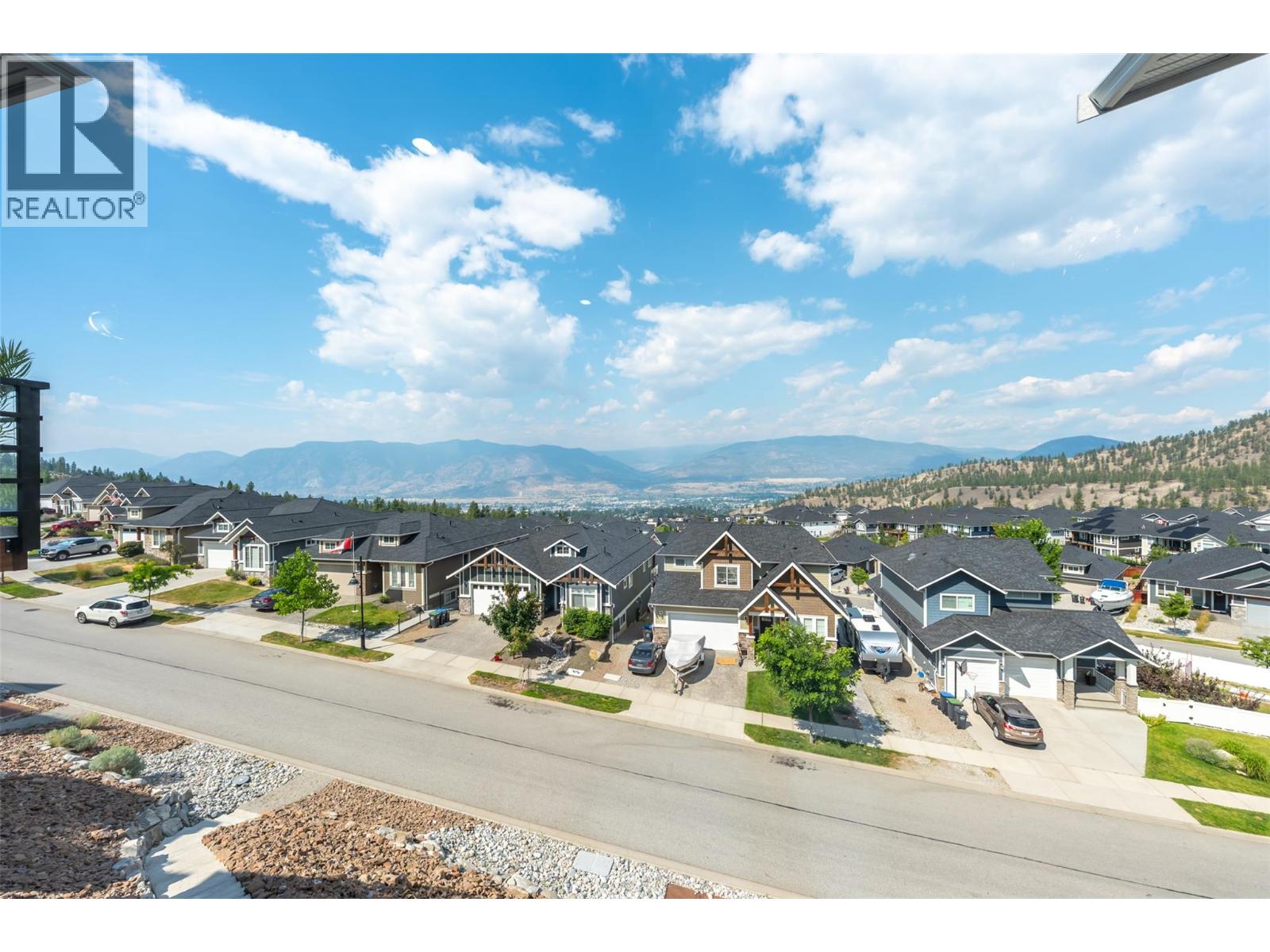 1076 SYER Road - 37