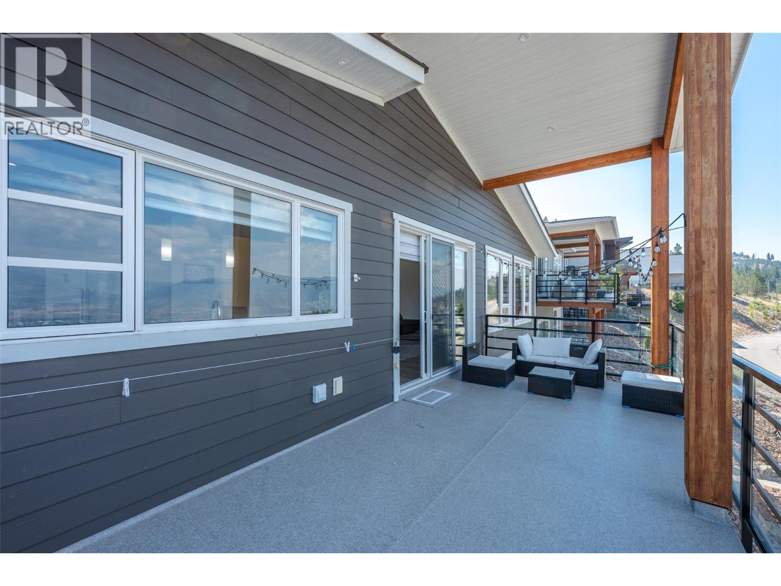 1076 SYER Road - 58