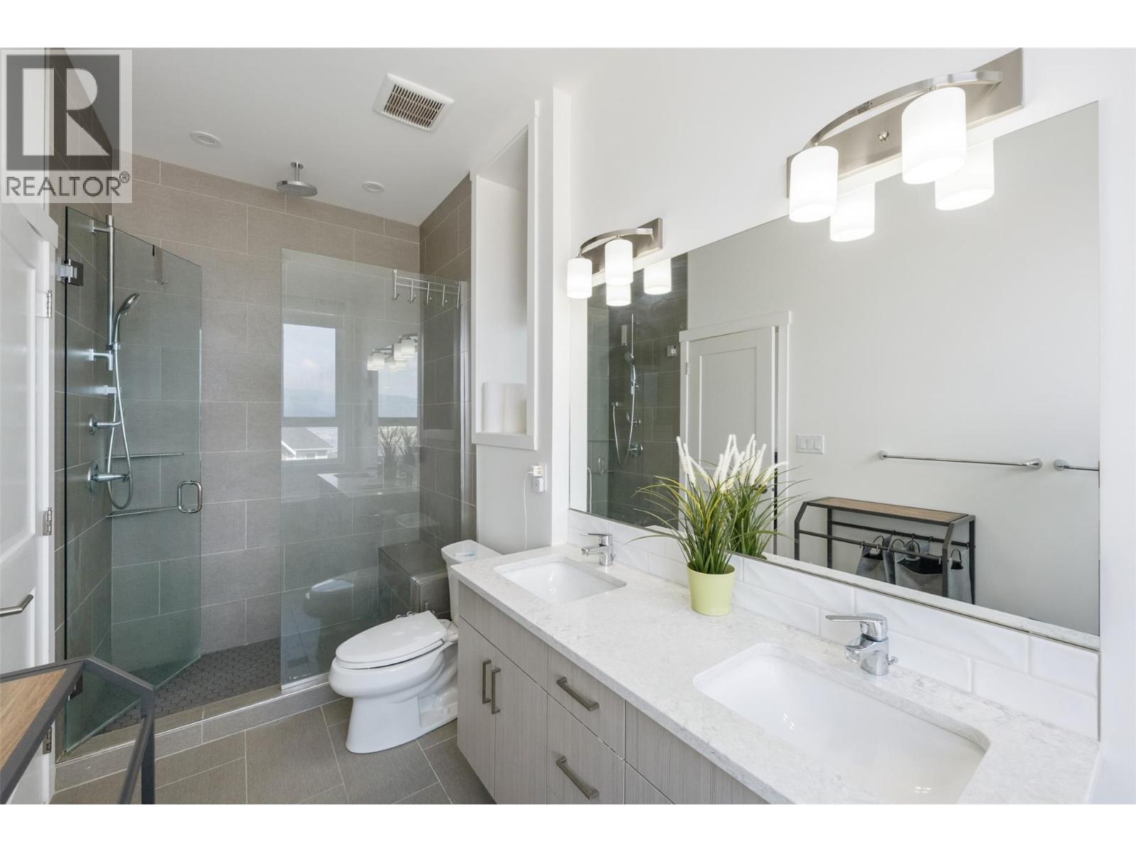 1076 SYER Road - 20