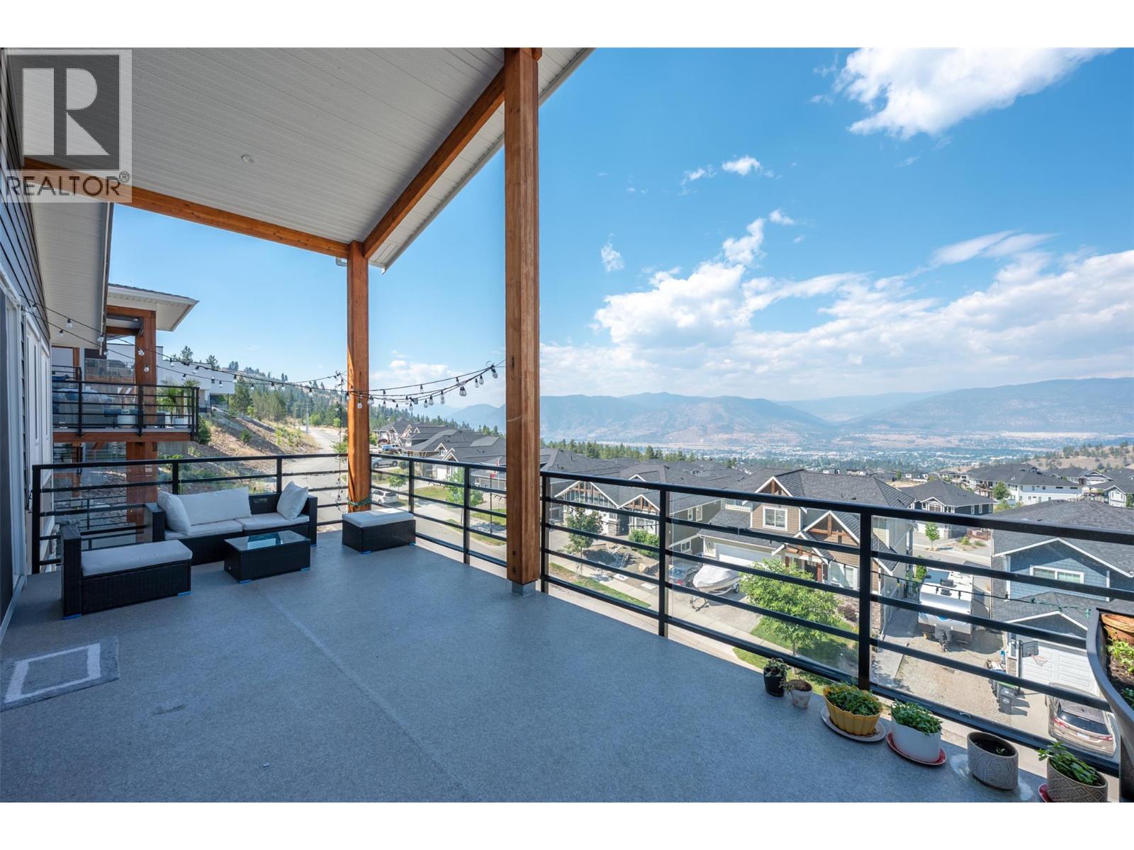 1076 SYER Road - 57