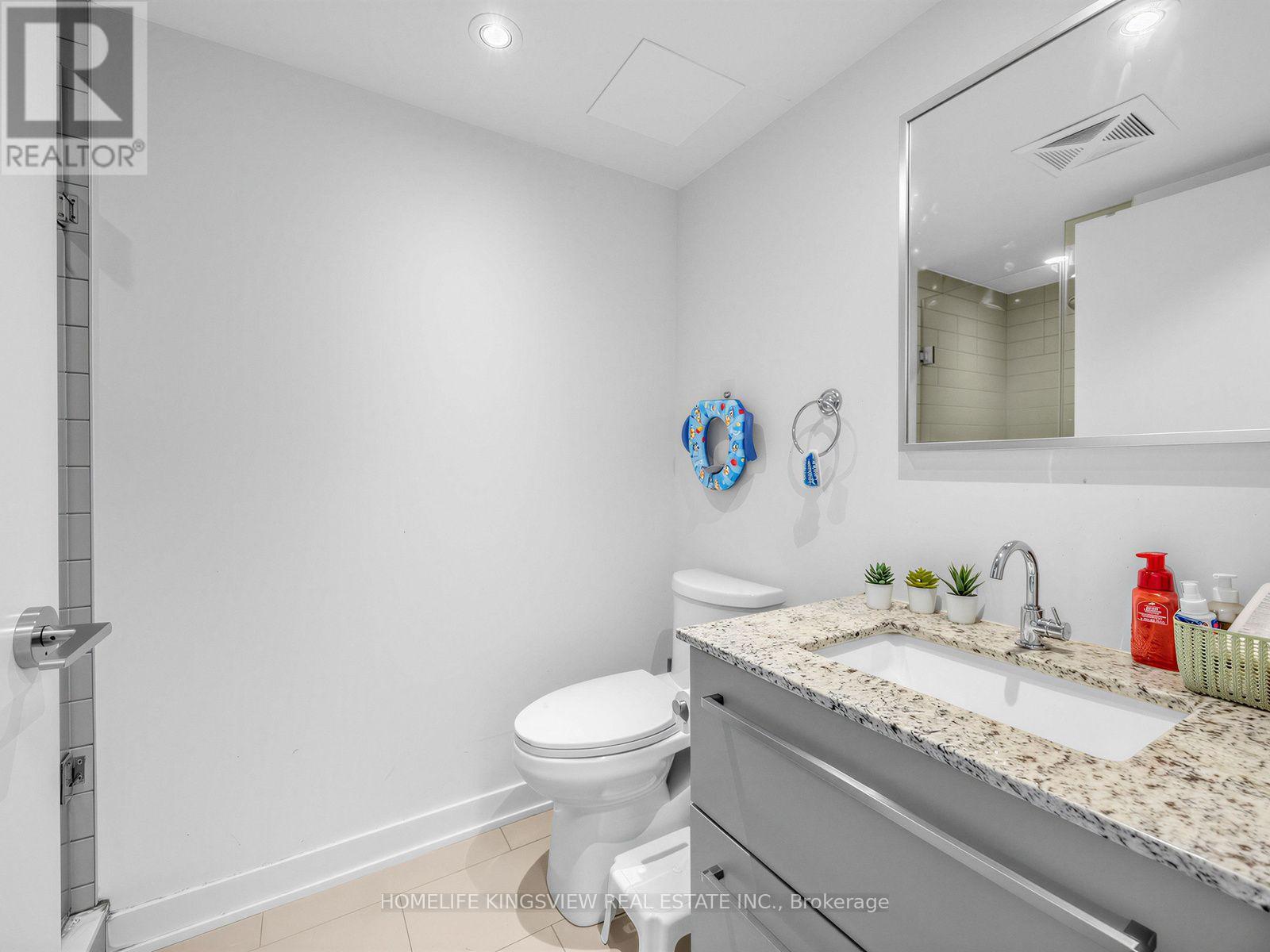 #311 160 FLEMINGTON ROAD - 17