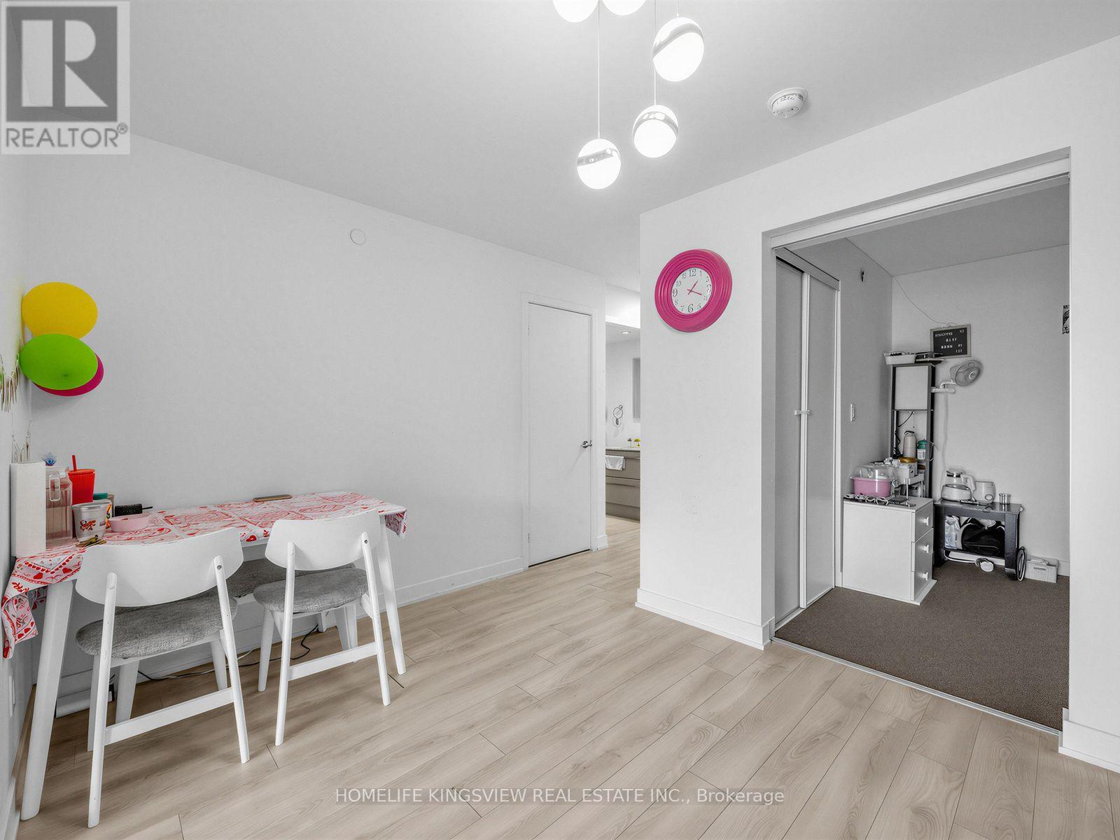 #311 160 FLEMINGTON ROAD - 7