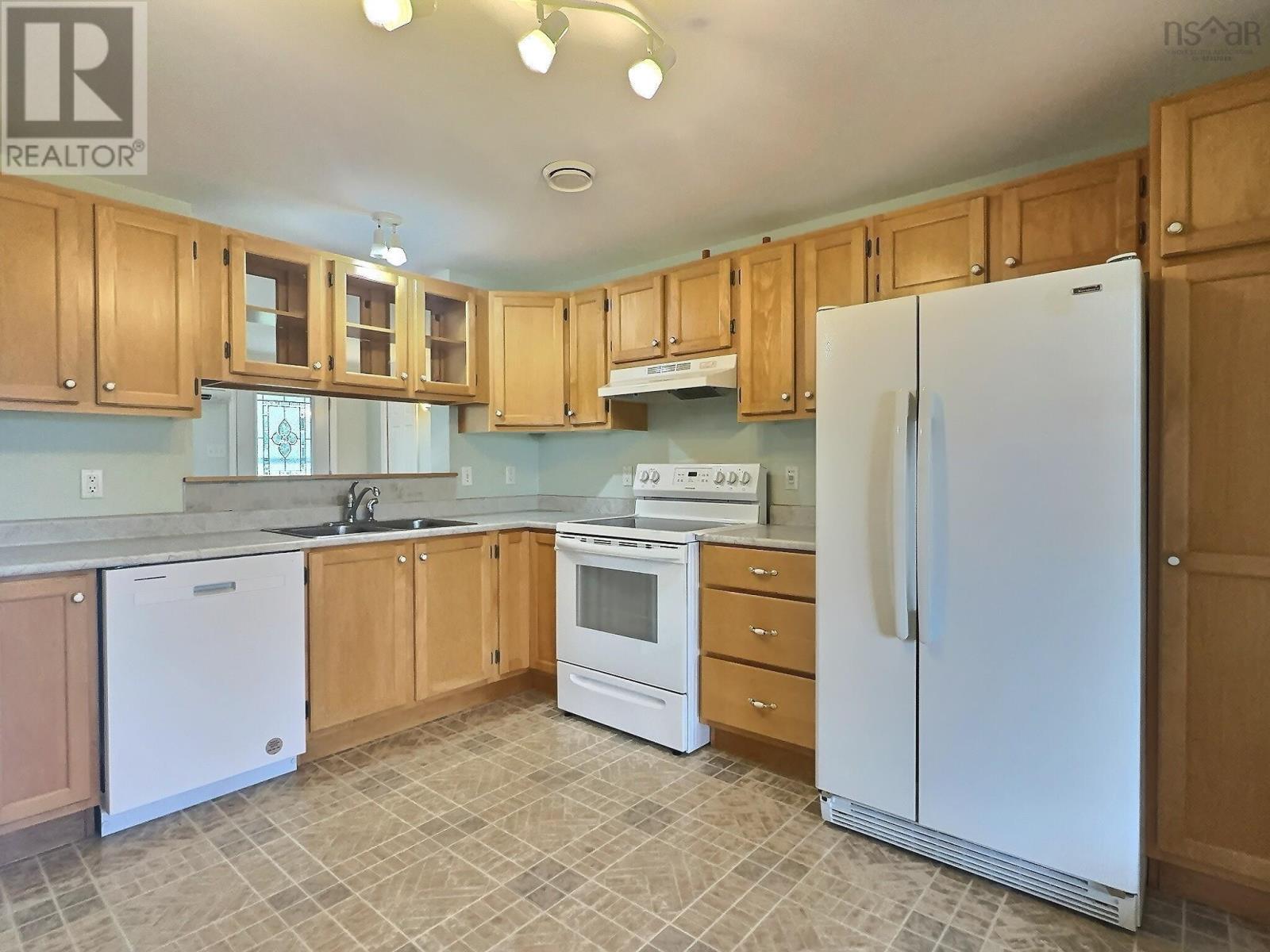 10216 Highway 209 - 2
