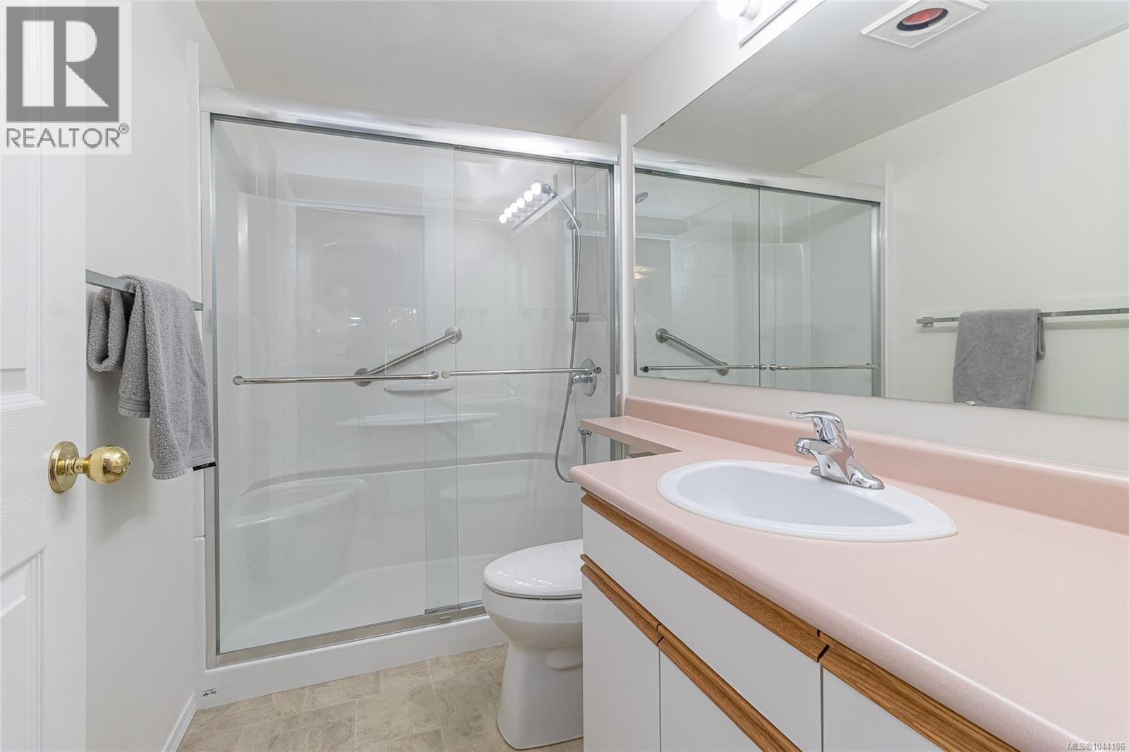 #207 273 Coronation Ave - 27