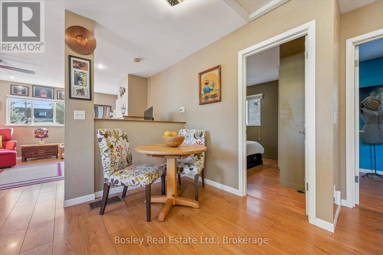 32 HOLLY TRAIL - 22