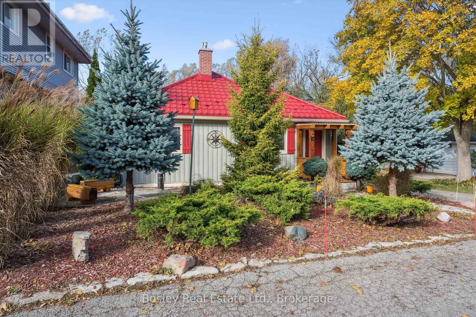 32 HOLLY TRAIL - 4
