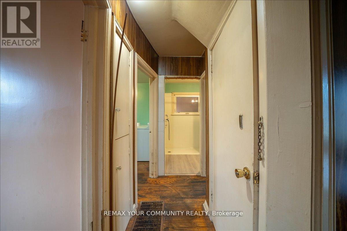 31 ALLISTER AVENUE - 15