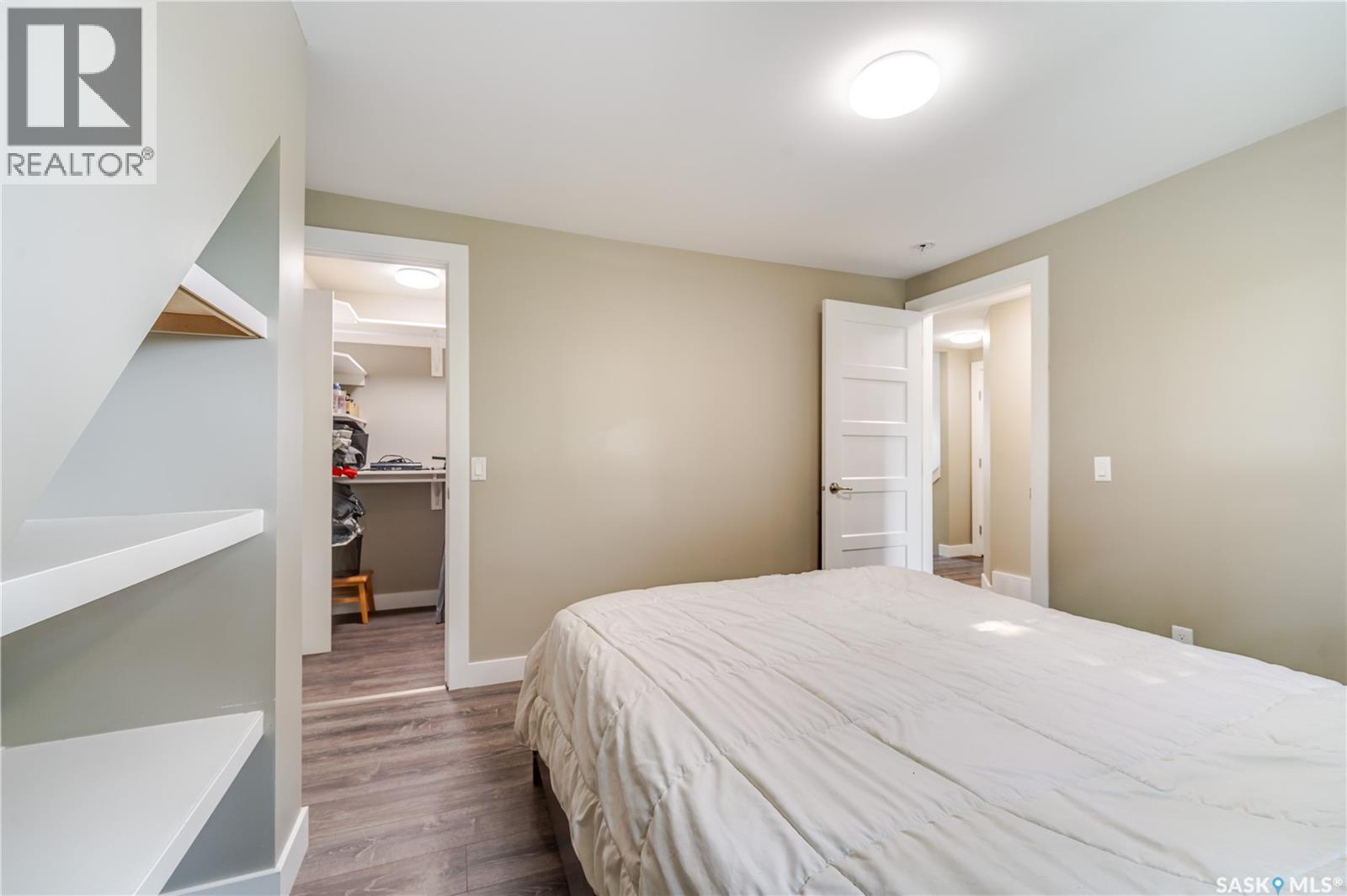 414 Main STREET S - 32