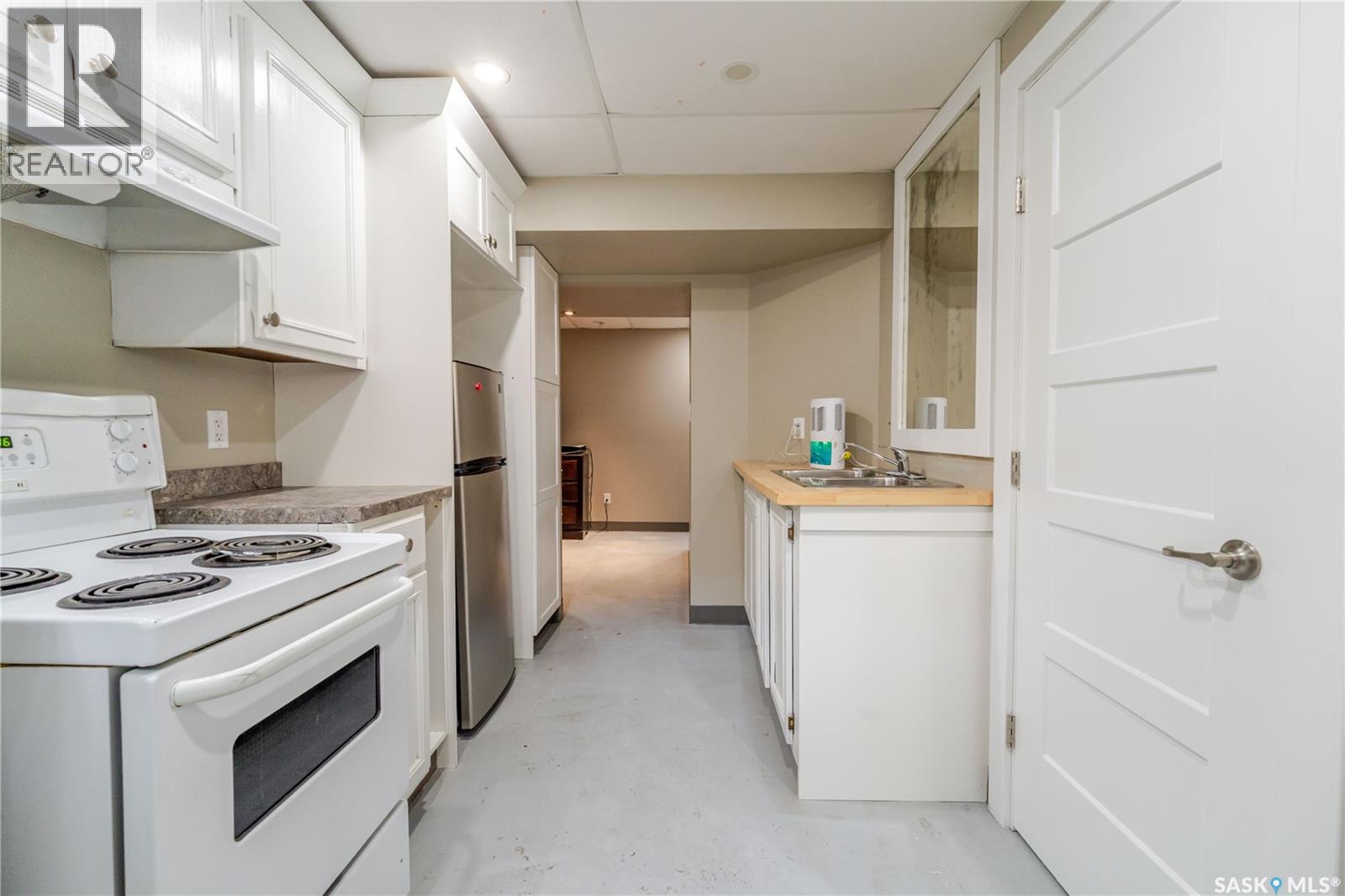 414 Main STREET S - 41