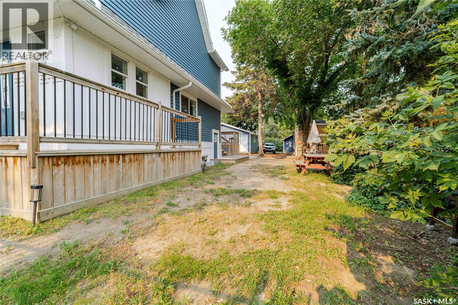 414 Main STREET S - 5