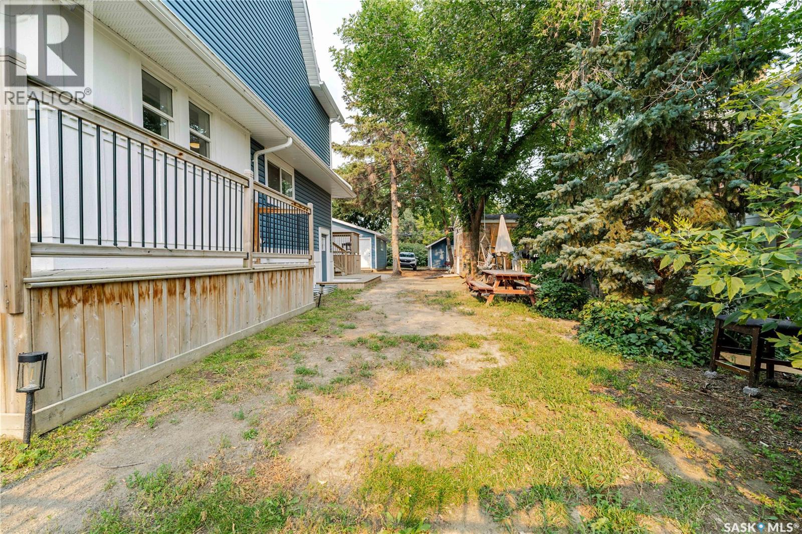414 Main STREET S - 6