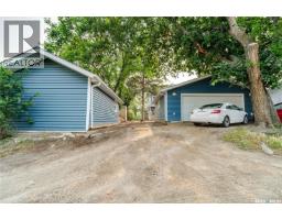 4pc Bathroom - 414 Main Street S, Moose Jaw, SK S6H5S9 Photo 11