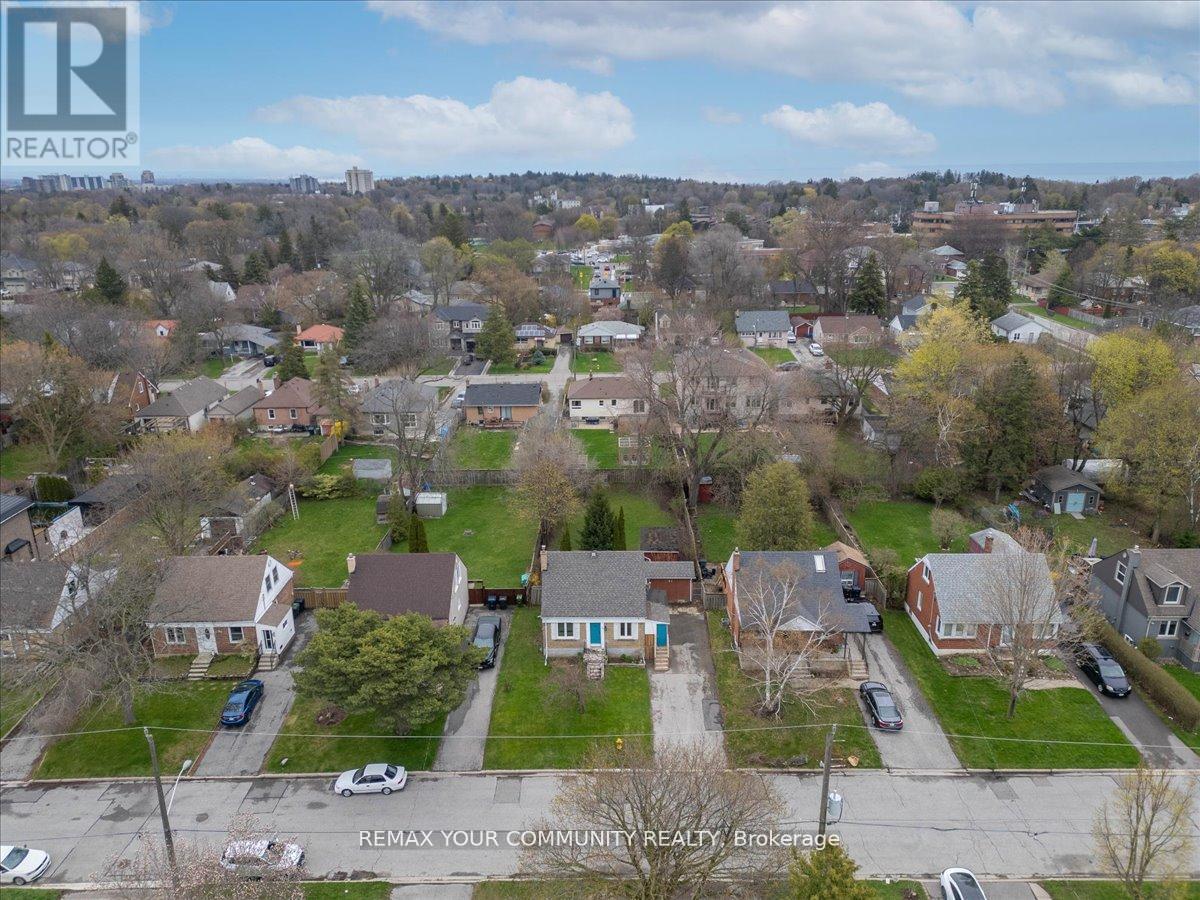 31 ALLISTER AVENUE - 5