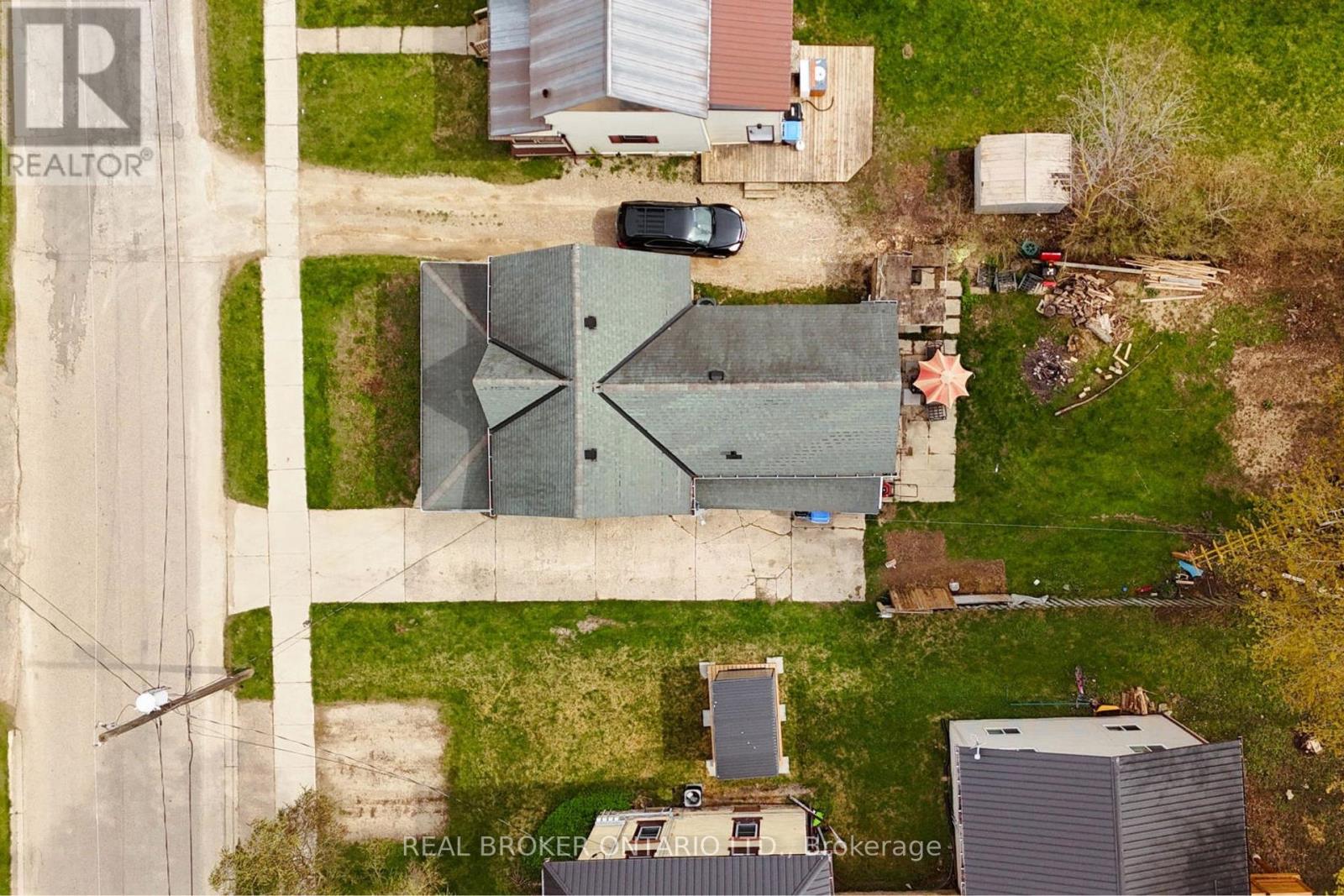 368 WELLINGTON AVENUE S - Image 34